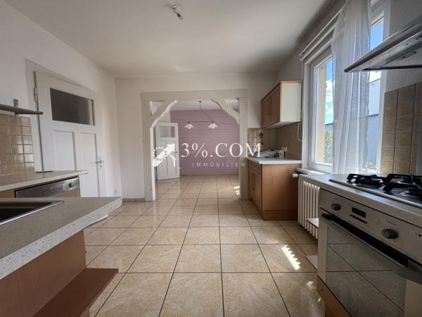 Maison 6 pièce(s) 3 chambre(s) 143 m²