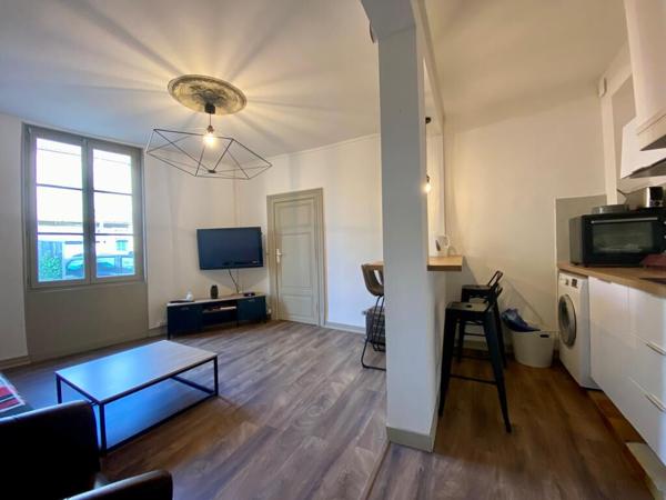 AGEN - Maison meublée avec 3 chambres et 1 bureau, climatisée
