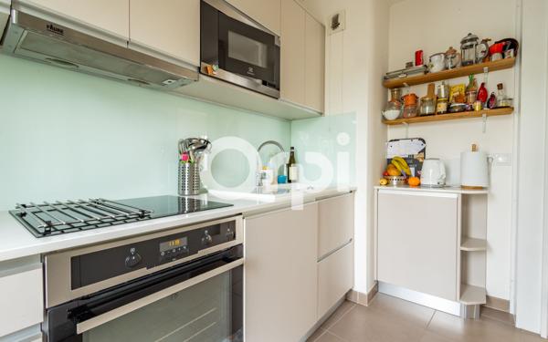 Appartement à vendre    3 pièces •  Le Raincy