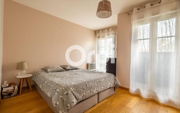 Appartement à vendre    3 pièces •  Le Raincy