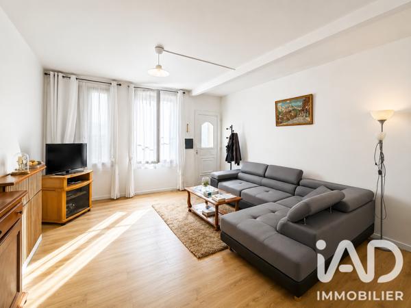 Maison à vendre 4 pièces 110 m² Neuilly-Saint-Front
