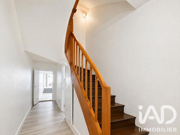Maison à vendre 4 pièces 110 m² Neuilly-Saint-Front