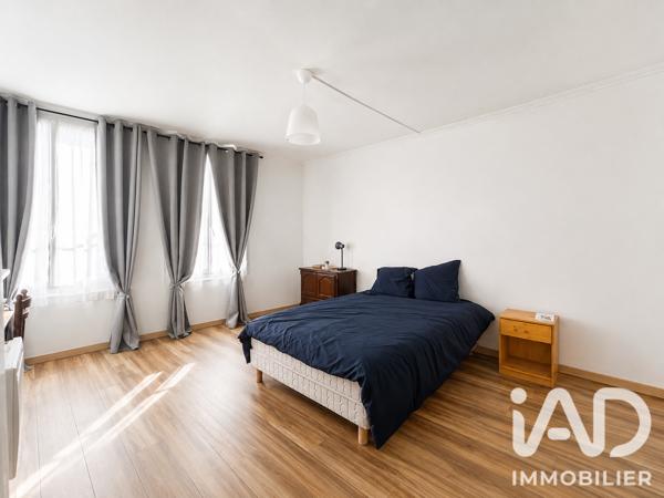 Maison à vendre 4 pièces 110 m² Neuilly-Saint-Front