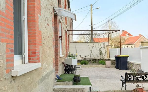 Maison à vendre    5 pièces • 178 m2 Jouy-le-Châtel