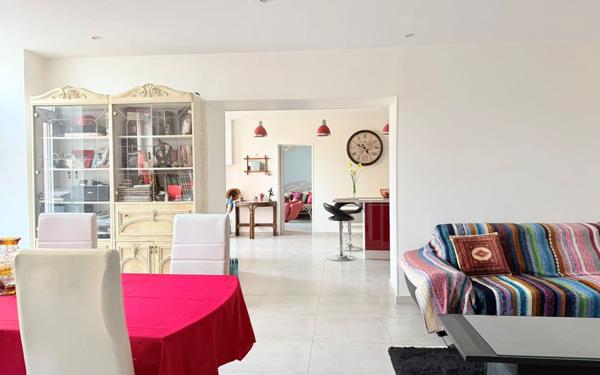 Maison à vendre    5 pièces • 178 m2 Jouy-le-Châtel