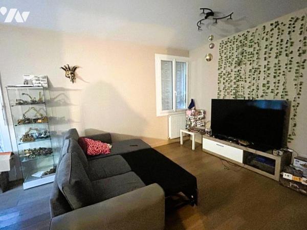 Immeuble de rapport rénové centre-ville BOURG-DE-PEAGE 179m2