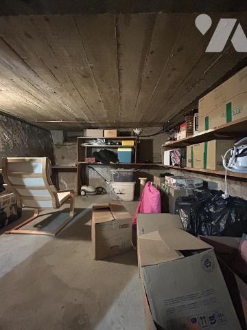 Immeuble de rapport rénové centre-ville BOURG-DE-PEAGE 179m2