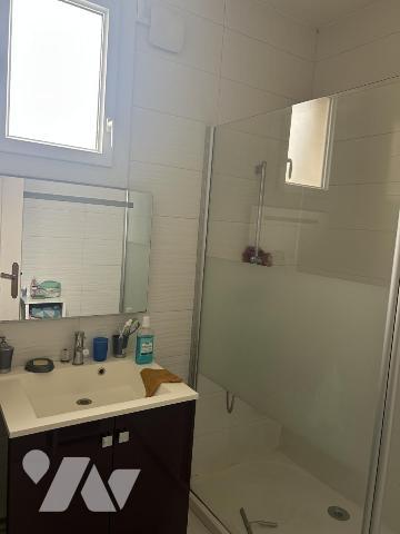 Immeuble de rapport rénové centre-ville BOURG-DE-PEAGE 179m2