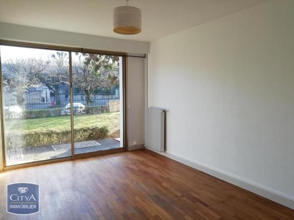 Appartement à louer 2 pièces 63.26m²