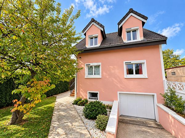 Maison Conflans Sainte Honorine 7 pièce(s) 159 m2 469 000 € **  - Référence  8451