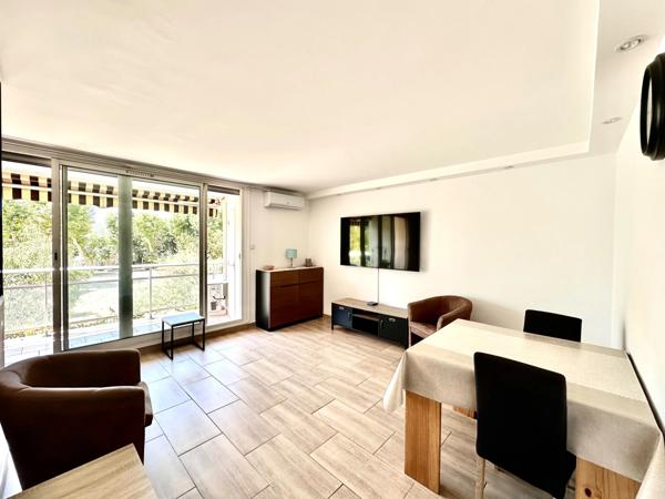 Marseille 13ᵉ, Saint Mitre, T4 de 80m2 entièrement refait à neuf avec terrasse, balcon et vue sur Parc Arboré.