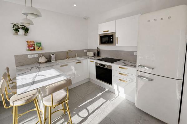 Cannes proche "Banane" 3 pièces rénové, calme faibles charges