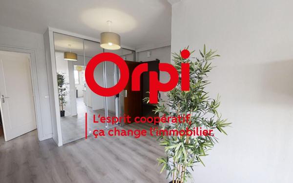 Appartement à vendre    5 pièces • 107,55 m2 Bron