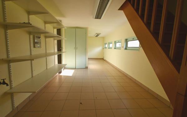 Maison à vendre    7 pièces •  Rue