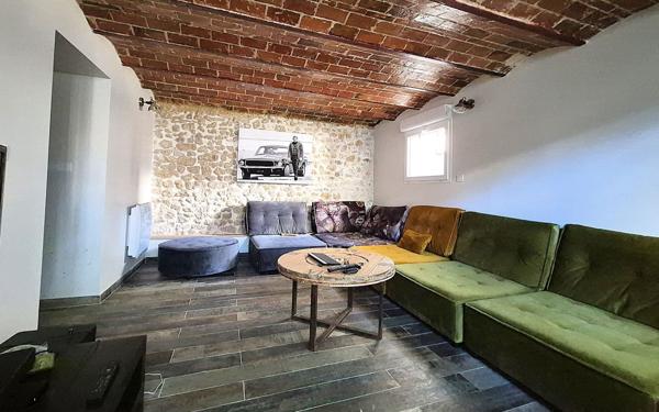 Appartement à vendre    4 pièces • 101 m2 Brie-Comte-Robert