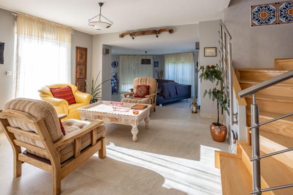 Propriété d'exception à Muzillac ! Élégance, volumes et prestations haut de gamme