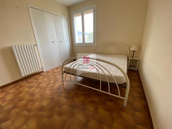 A VENDRE BARBENTANE, MAISON R+1,  SH 137M², 5 CHAMBRES, JARDIN