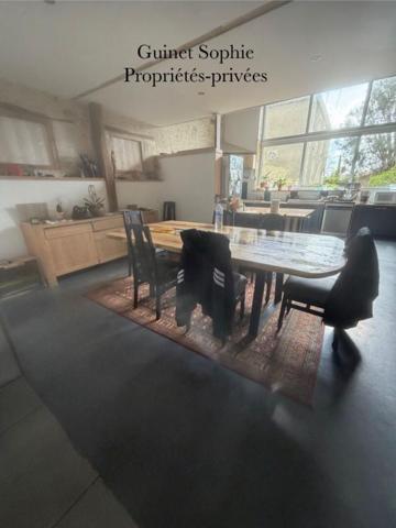 Maison Sainte Hermine 14 pièce(s) 332.6 m2