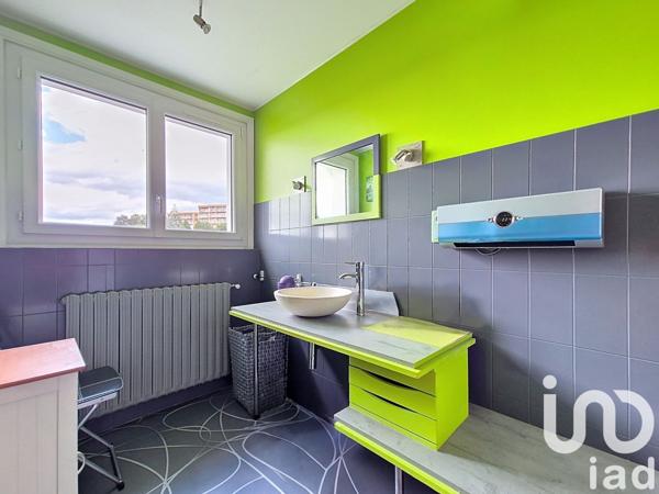 Maison à vendre 10 pièces 240 m² Le Puy-en-Velay