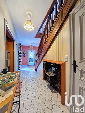 Maison à vendre 10 pièces 240 m² Le Puy-en-Velay