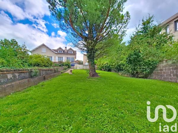 Maison à vendre 10 pièces 240 m² Le Puy-en-Velay