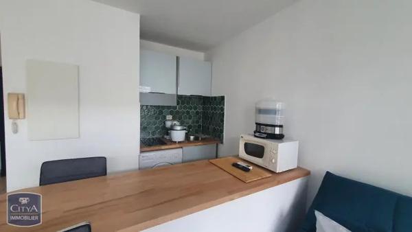 Appartement à louer 1 pièce 19.76m² Saint-Denis (97490)