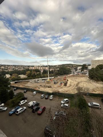 Appartement T3 situé dans une résidence à Marseille
