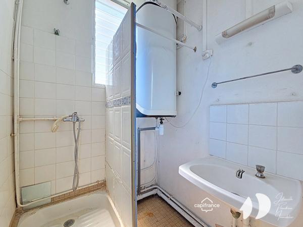 Appartement F5, possibilité d'une 4ème chambre, lumineux avec vue dégagée – Dugazon (La GUP)