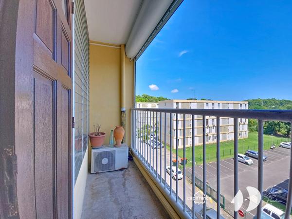 Appartement F5, possibilité d'une 4ème chambre, lumineux avec vue dégagée – Dugazon (La GUP)