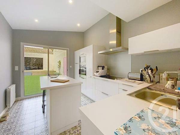 Maison à vendre  4 pièces - 105 m2 ROCHEFORT - 17