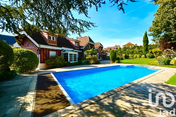 Maison à vendre 9 pièces 313 m² Saint-Fargeau-Ponthierry