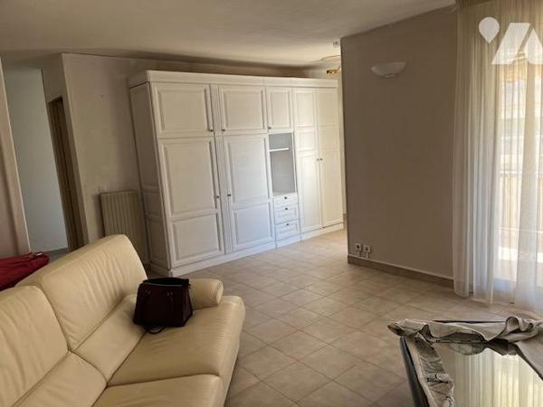 Deux pièces a voir absolument