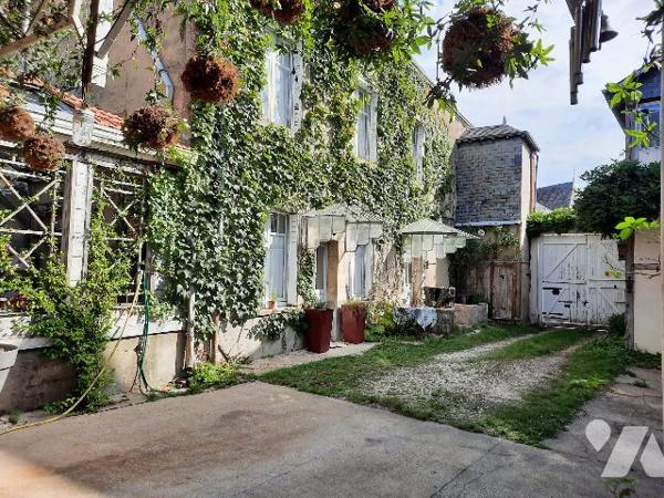Maison de caractère au coeur de La Chapelle d'Angillon
