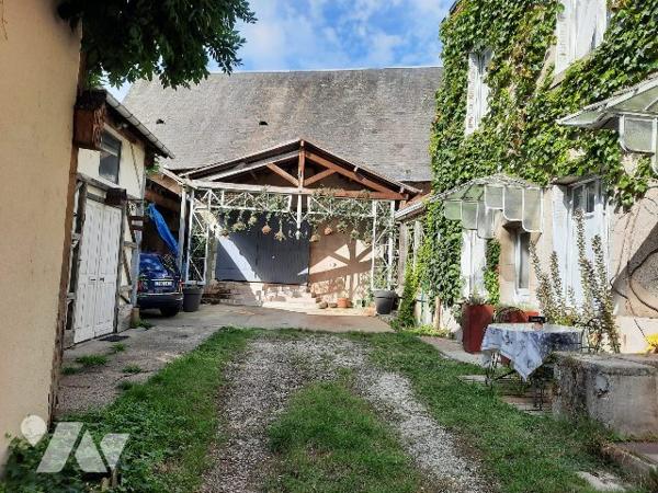 Maison de caractère au coeur de La Chapelle d'Angillon