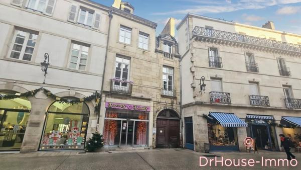 Commerce à vendre 7 pièces de 205 m²