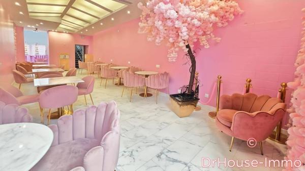 Commerce à vendre 7 pièces de 205 m²