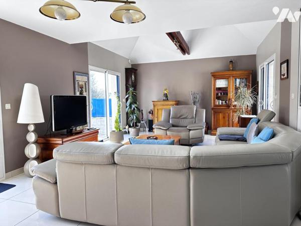 A VENDRE ST AVE (56) PROCHE BOURG