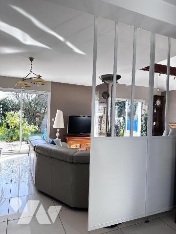 A VENDRE ST AVE (56) PROCHE BOURG