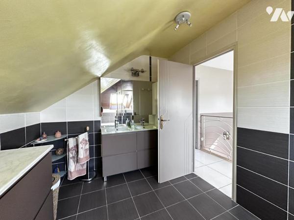 A VENDRE ST AVE (56) PROCHE BOURG