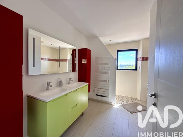 Maison à vendre 5 pièces 215 m² Vouneuil-sur-Vienne