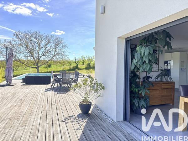 Maison à vendre 5 pièces 215 m² Vouneuil-sur-Vienne