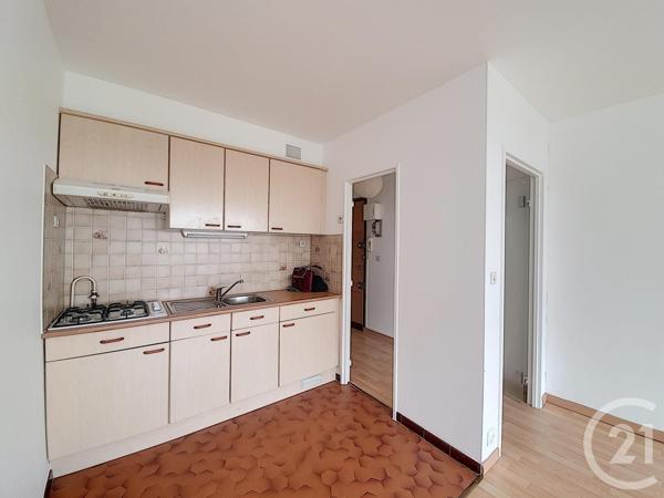 Appartement F1 à vendre  1 pièce - 26 m2 MELUN - 77