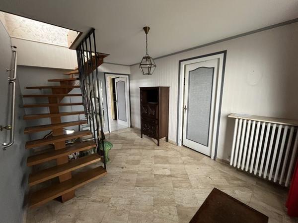 Maison à vendre |  Soyaux |  4 pièces | 180 m²