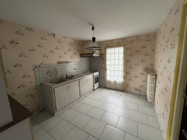 Maison à vendre |  Soyaux |  4 pièces | 180 m²