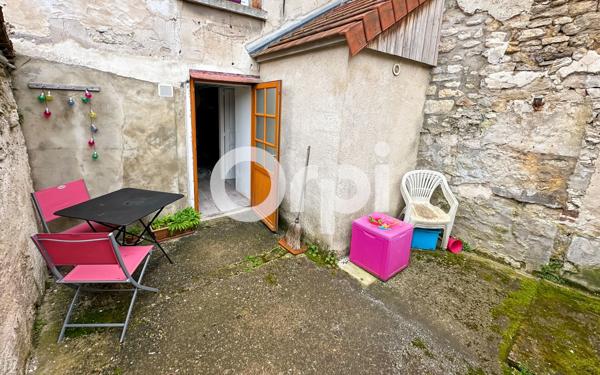 Maison à vendre    2 pièces • 48,92 m2 Vétheuil