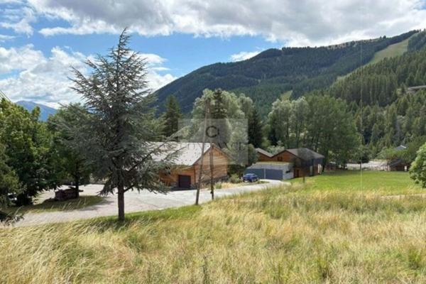 Chalet à vendre à Saint-Étienne-de-Tinée (06660) - Alpes-Maritimes