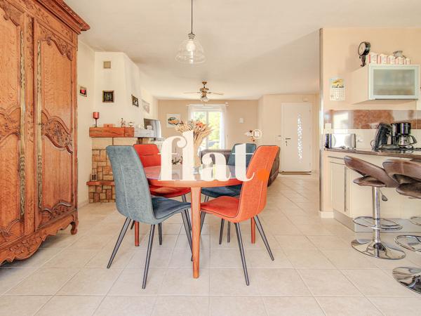 Maison 6 pièce(s) 6 chambre(s) 148 m²