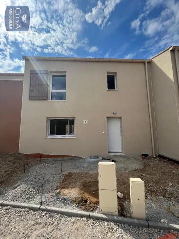 Maison à louer 4 pièces 80.6m² Bédarrides (84370)