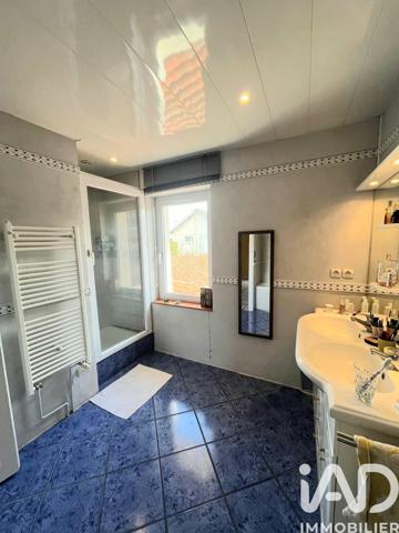 Maison à vendre 8 pièces 170 m² Bonson