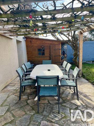 Maison à vendre 8 pièces 170 m² Bonson
